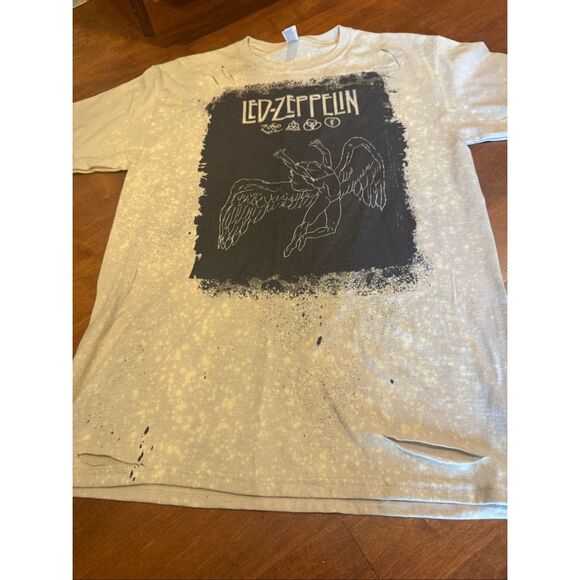 Woman’s Led Zepplin never worn distressed tshirt size medium unisex - Picture 2 of 4
